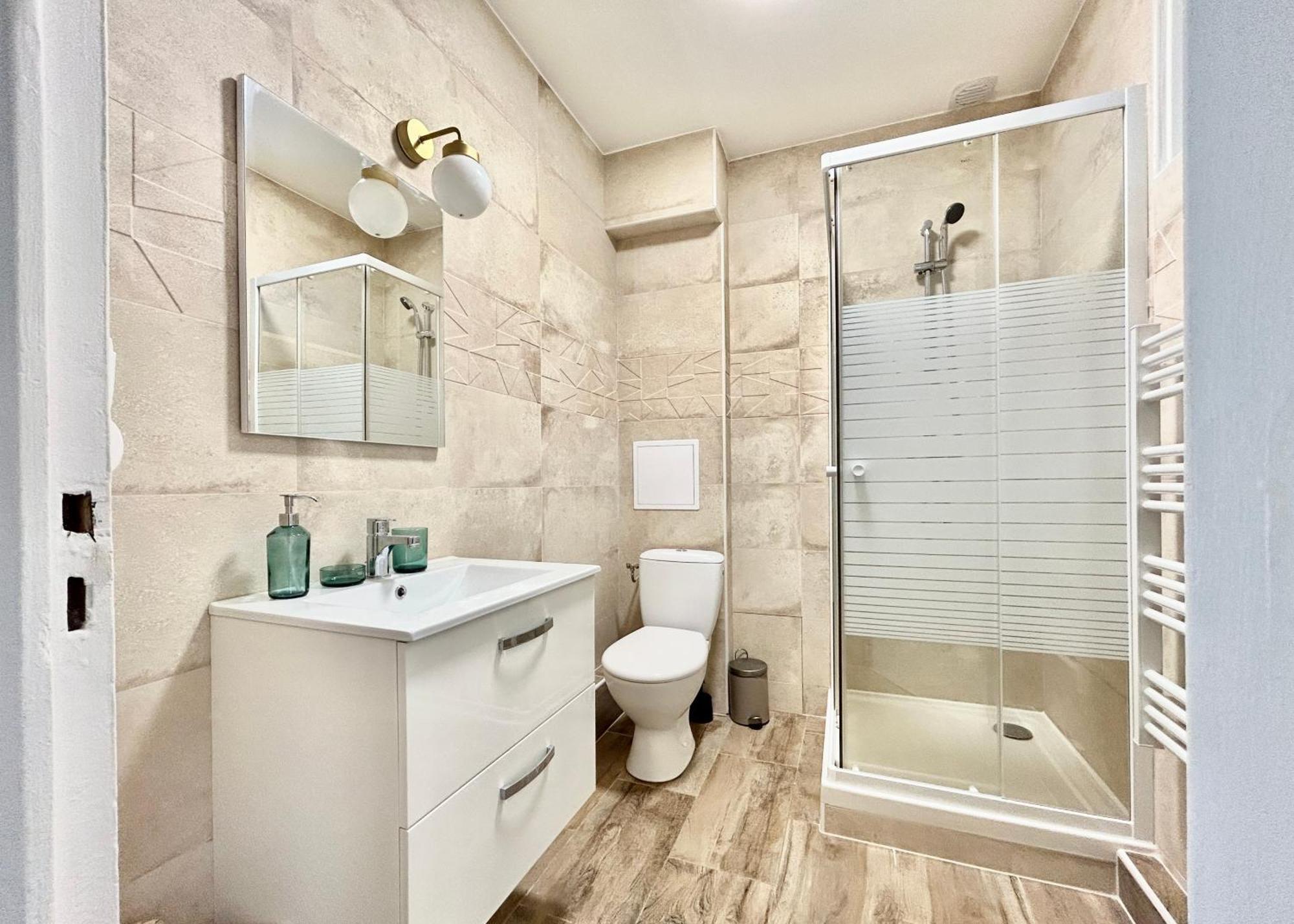 Appartement Pinede - 2 Chambres - Centre Ville أورلييو المظهر الخارجي الصورة