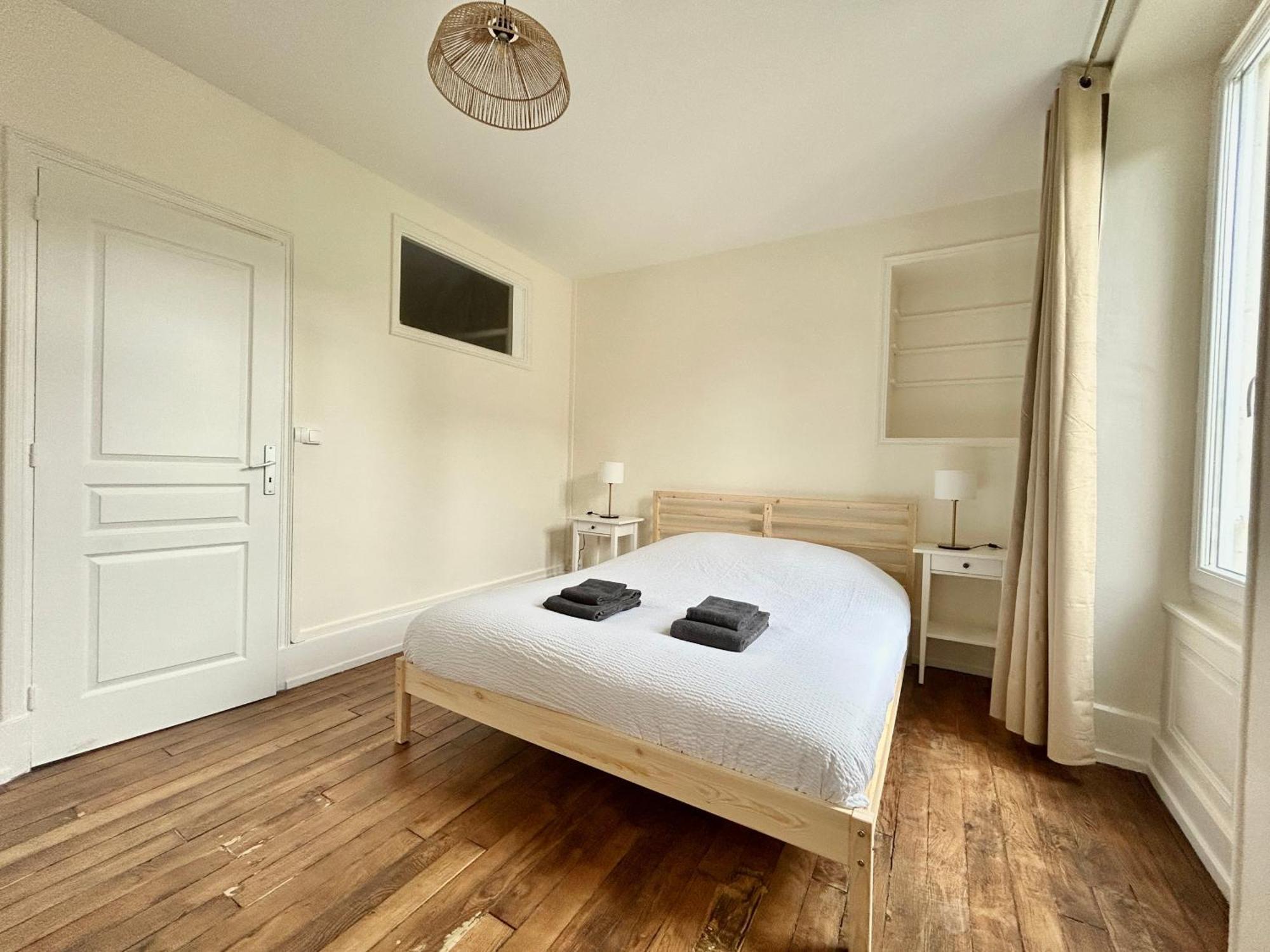 Appartement Pinede - 2 Chambres - Centre Ville أورلييو المظهر الخارجي الصورة