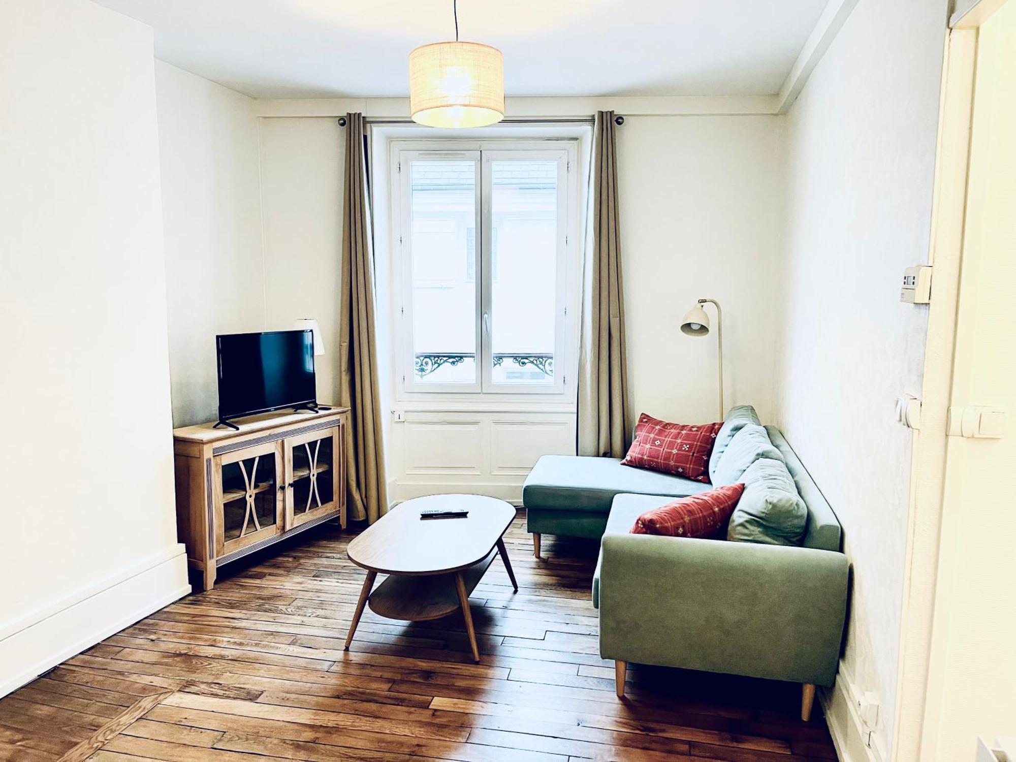 Appartement Pinede - 2 Chambres - Centre Ville أورلييو المظهر الخارجي الصورة